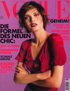 Malgosia Bela by Mark Abrahams Vogue Deutsch August 2000